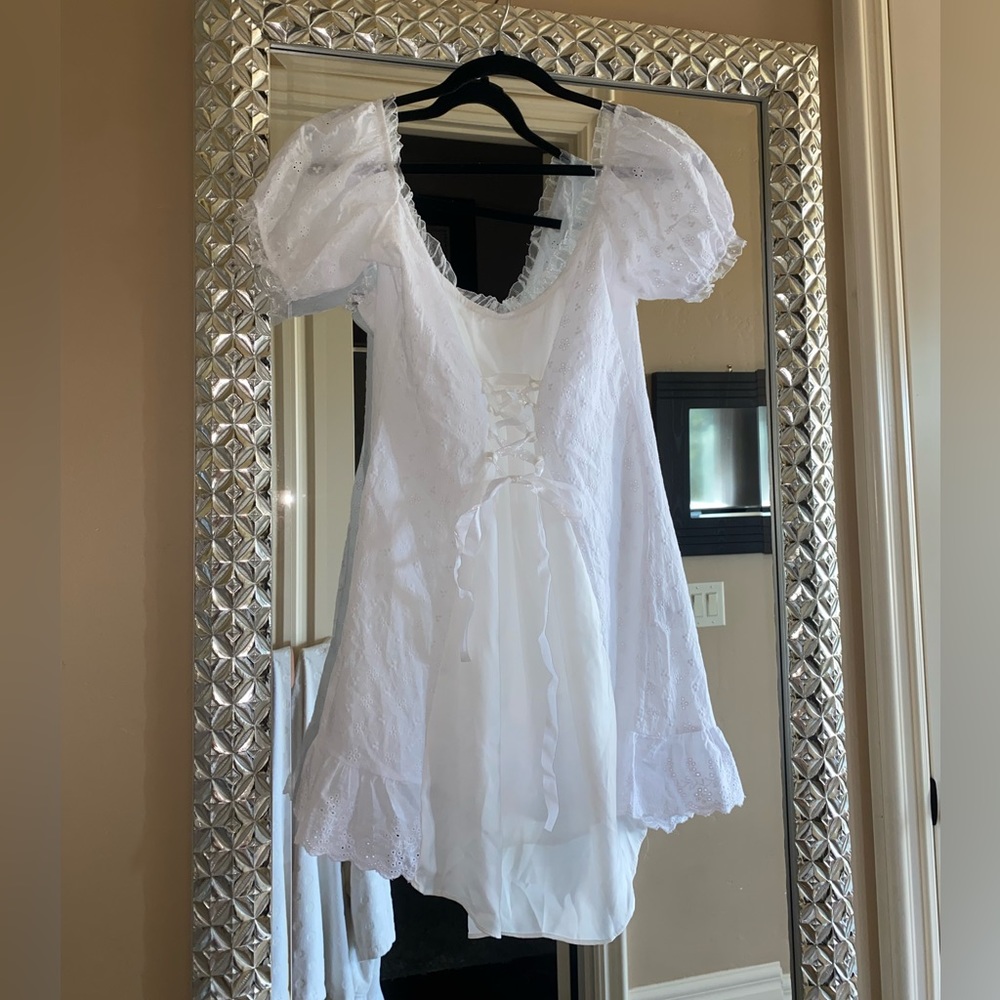 YEANZUUN Lace Boho Ruffle Dress white